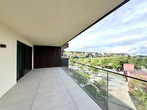 Apartamento T3 com vista mar na Quinta Marques Gomes