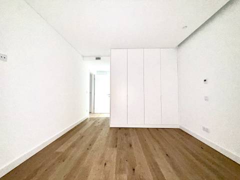 Apartamento T3 com vista mar na Quinta Marques Gomes