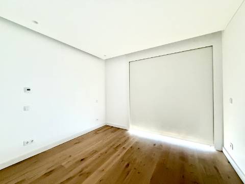 Apartamento T3 com vista mar na Quinta Marques Gomes
