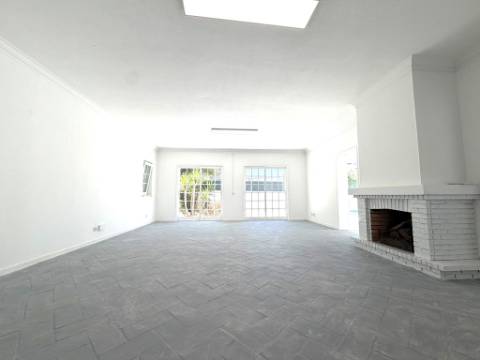 Moradia T5 em São Pedro do Estoril