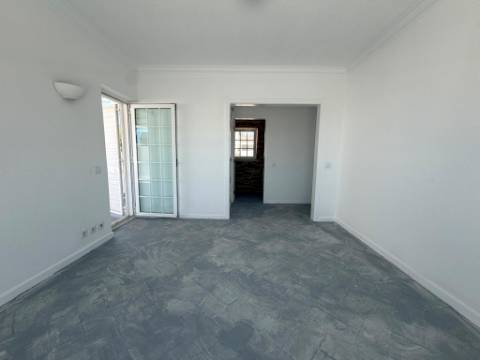 Moradia T5 em São Pedro do Estoril
