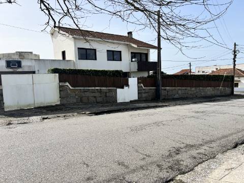 Moradia Praia de Francelos