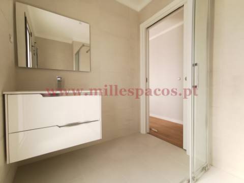 T3 Duplex -Terraço/Sul e Garagem