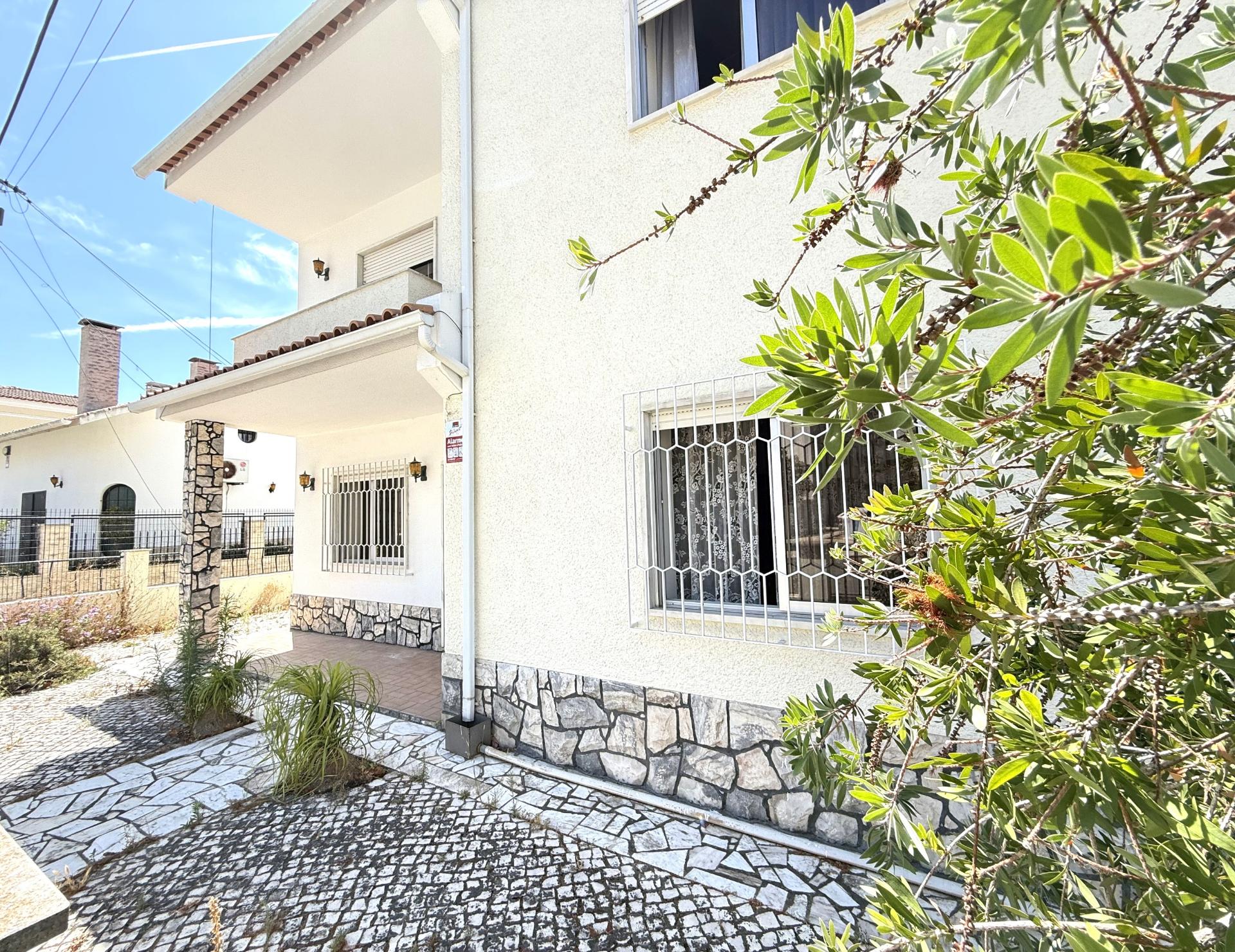 Moradia V6 com Garagem Centro da Cidade