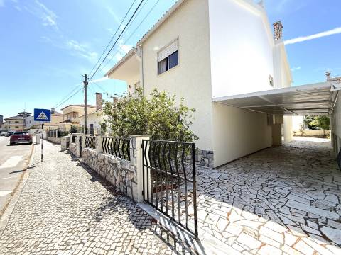 Moradia V6 com Garagem Centro da Cidade