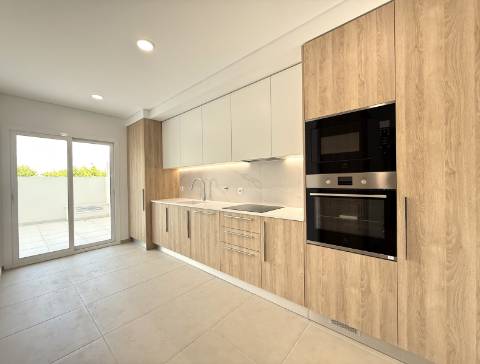 T2 Moderno e Original com garagem