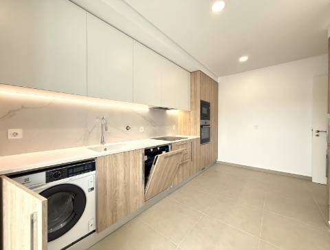 T2 Moderno e Original com garagem