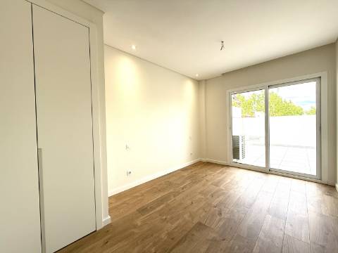 T2 Novo Terraço 71m2