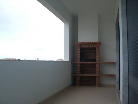 T3 C/Garagem Alto das Vinhas