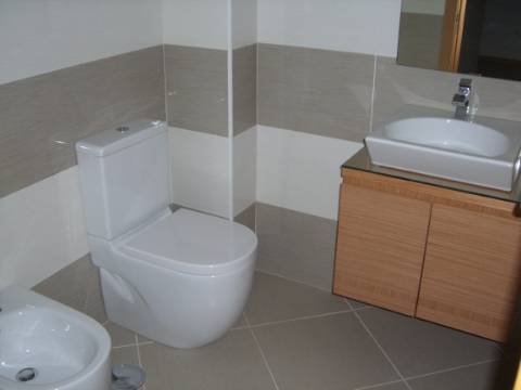 T3 C/Garagem Alto das Vinhas