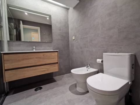 T2 C/Parqueamento Laranjeiras