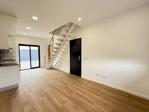 Moradia T2 Nova c/ Garagem aberta