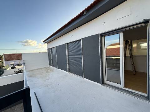 Moradia T2 Nova c/ Garagem aberta