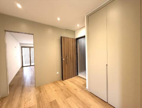 T1 Novo com terraço de 47m2