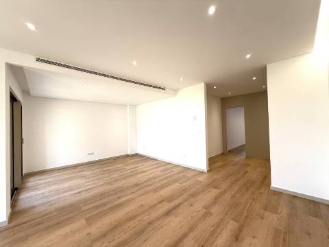 T1 Novo com terraço de 47m2