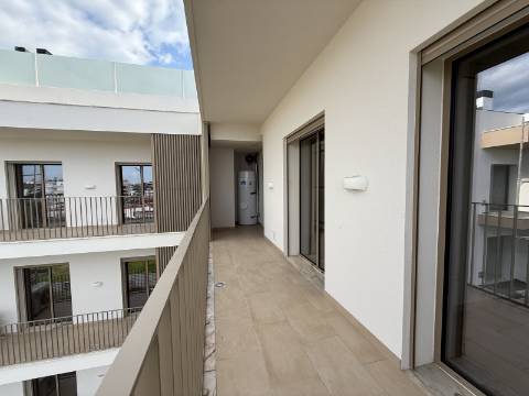 T1 Novo com terraço de 47m2