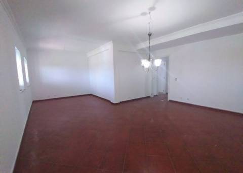 Moradia T7 em Albarraque