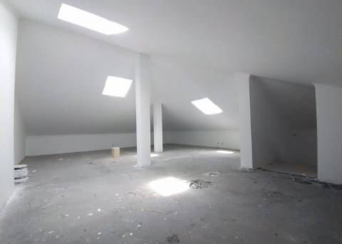 Moradia T7 em Albarraque