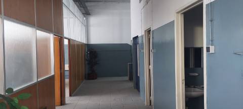 Armazém para venda - 1050 m2