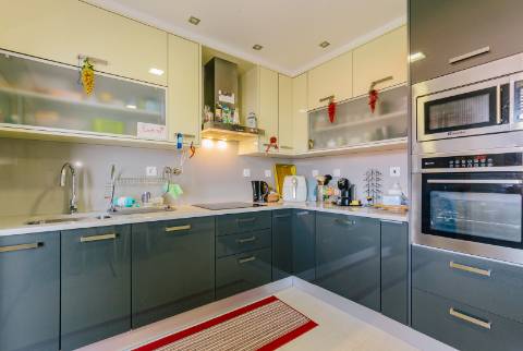 Apartamento T2 Estoril -conforto, espaço e vista desafogada