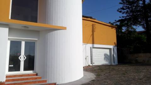 Moradia Oeiras - isolada em lote de 1560m2 T5 + T2