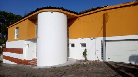 Moradia Oeiras - isolada em lote de 1560m2 T5 + T2