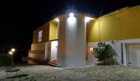 Moradia Oeiras - isolada em lote de 1560m2 T5 + T2