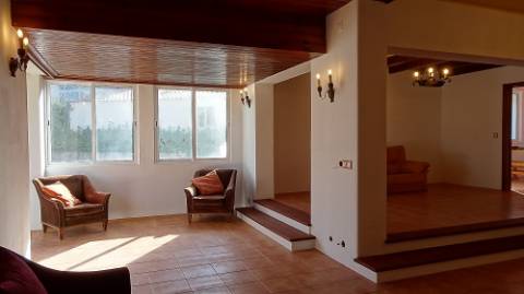 Moradia Oeiras - isolada em lote de 1560m2 T5 + T2