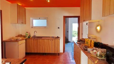 Moradia Oeiras - isolada em lote de 1560m2 T5 + T2