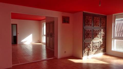 Moradia Oeiras - isolada em lote de 1560m2 T5 + T2