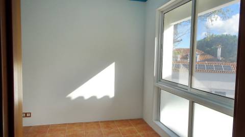 Moradia Oeiras - isolada em lote de 1560m2 T5 + T2