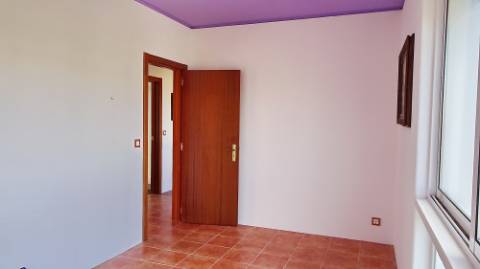 Moradia Oeiras - isolada em lote de 1560m2 T5 + T2