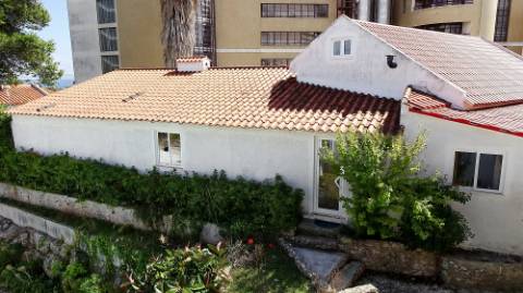 Moradia Oeiras - isolada em lote de 1560m2 T5 + T2