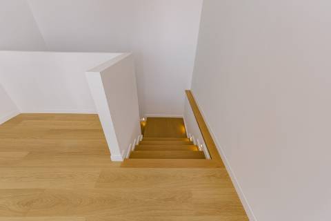 Viva com Estilo em Cascais: Moradia T3+1 com Design Moderno