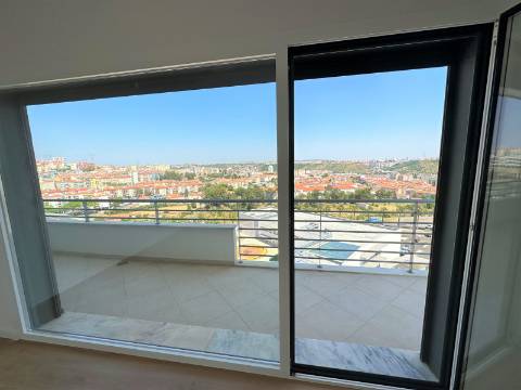 Apartamento Penthouse T3+1 (NOVO) - Colinas do Cruzeiro - Odivelas