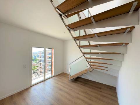 Apartamento Penthouse T3+1 (NOVO) - Colinas do Cruzeiro - Odivelas