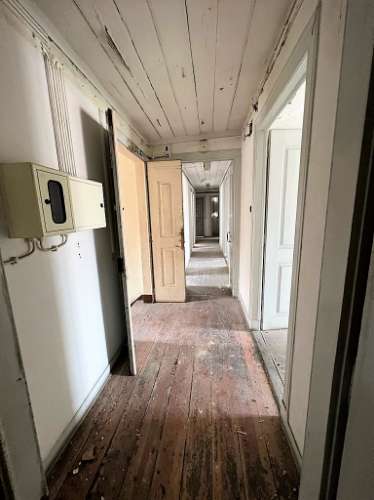 Venda de Prédio para 17 Apartamentos + 6 Espaços Comerciais em Setúbal