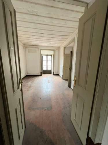 Venda de Prédio para 17 Apartamentos + 6 Espaços Comerciais em Setúbal