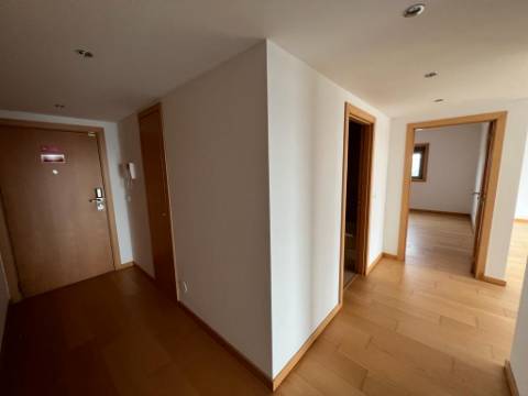 T1 com vistas panorâmicas no Parque das Nações