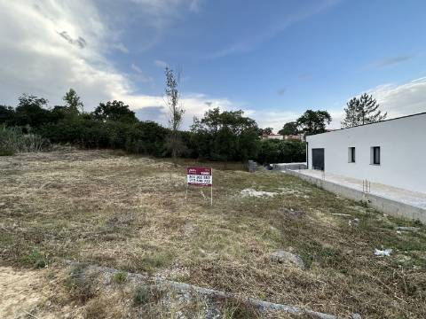 Lote de Terreno - Fontainhas - Santarém