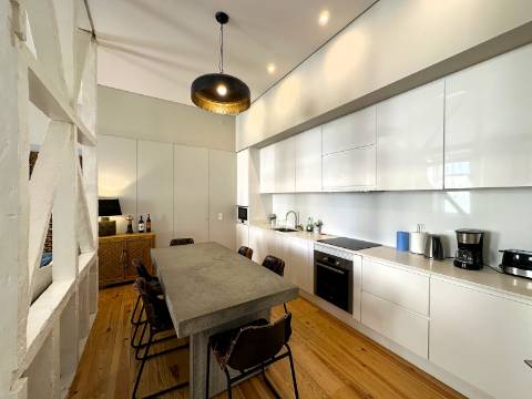 Apartamento T4 - Lisboa - Praça da Figueira