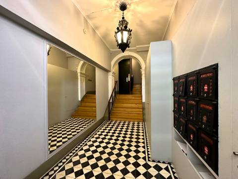 Apartamento T4 - Lisboa - Praça da Figueira