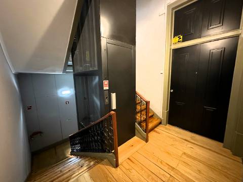 Apartamento T4 - Lisboa - Praça da Figueira