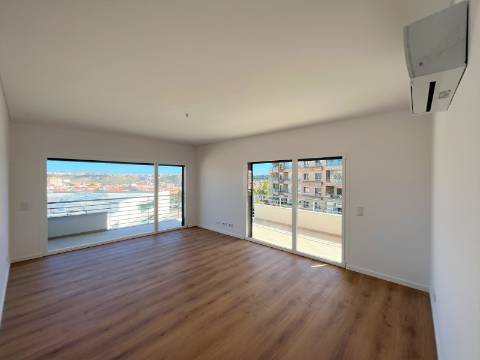 Apartamento T3 (Novo) Colina dos Cruzeiros em Odivelas