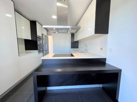 Apartamento T3 (Novo) Colina dos Cruzeiros em Odivelas