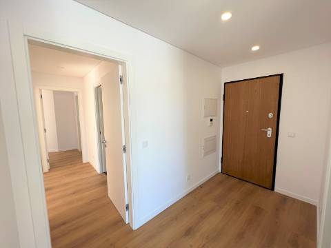 Apartamento T3 (Novo) Colina dos Cruzeiros em Odivelas