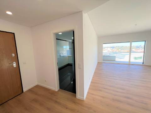 Apartamento T3 (Novo) Colina dos Cruzeiros em Odivelas
