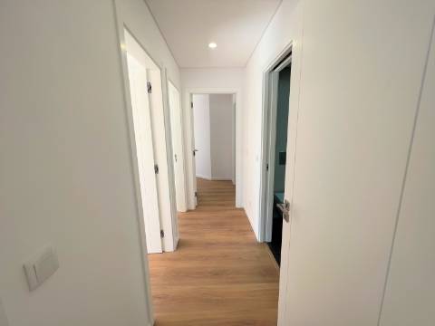 Apartamento T3 (Novo) Colina dos Cruzeiros em Odivelas