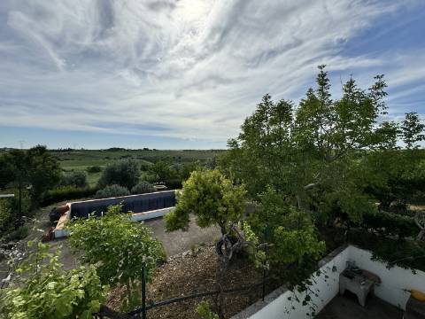 Moradia T3 (Rústica) - Santarém