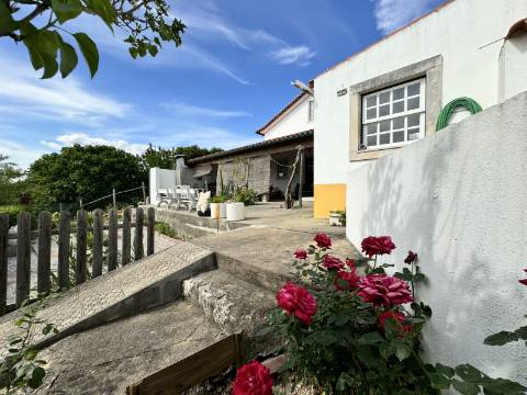 Moradia T3 (Rústica) - Santarém